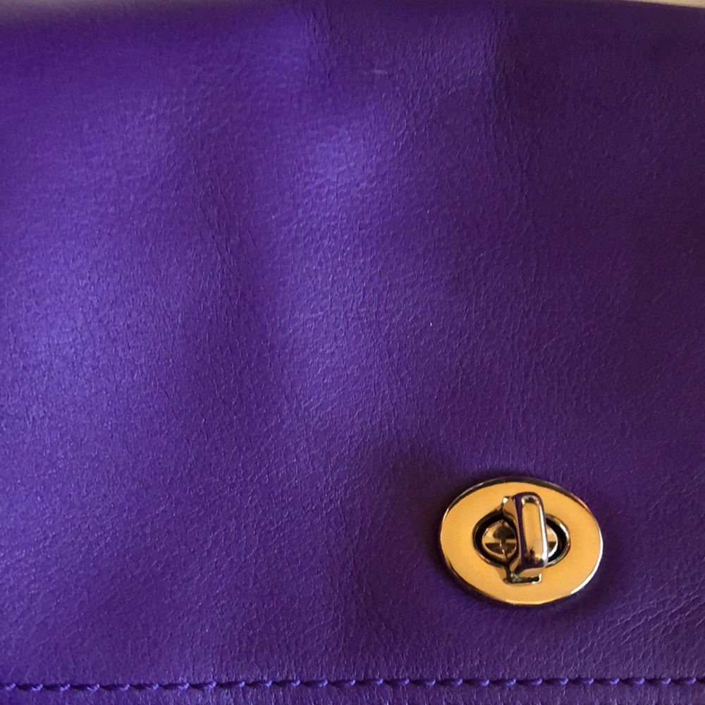 Coach Royal Purple Leather Crossbody Shoulder Bag — NWOT - Picture 5 of 8